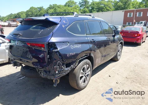 2022 Toyota Highlander Xle z USA, uszkodzony, nr VIN 5TDHZRBH2NS597527